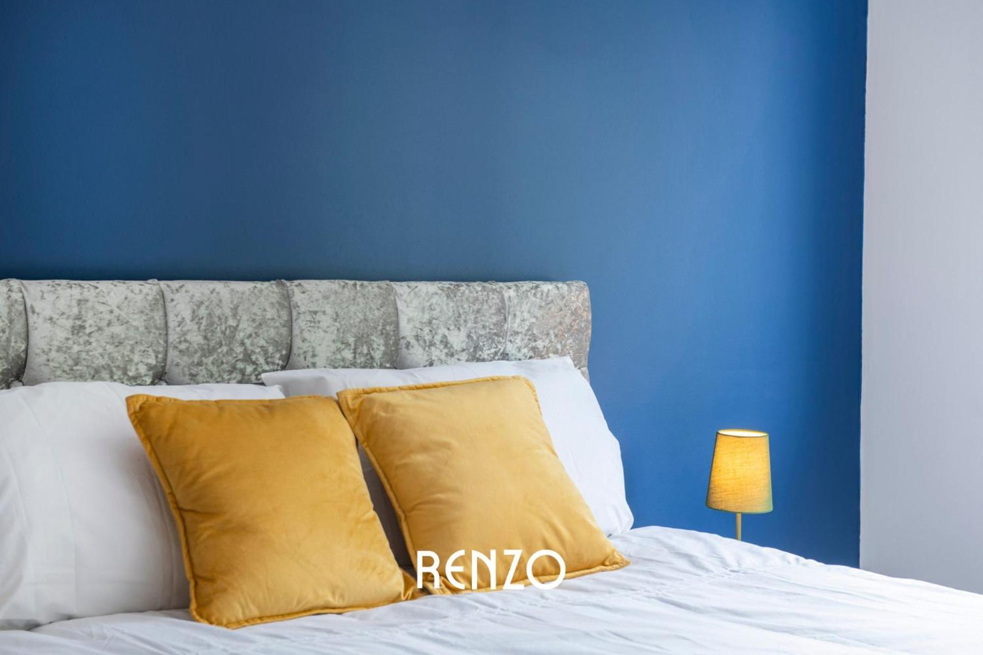 Vibrant 2-bed In By Renzo, Free Driveway Parking, Sleeps 6! * Nottingham